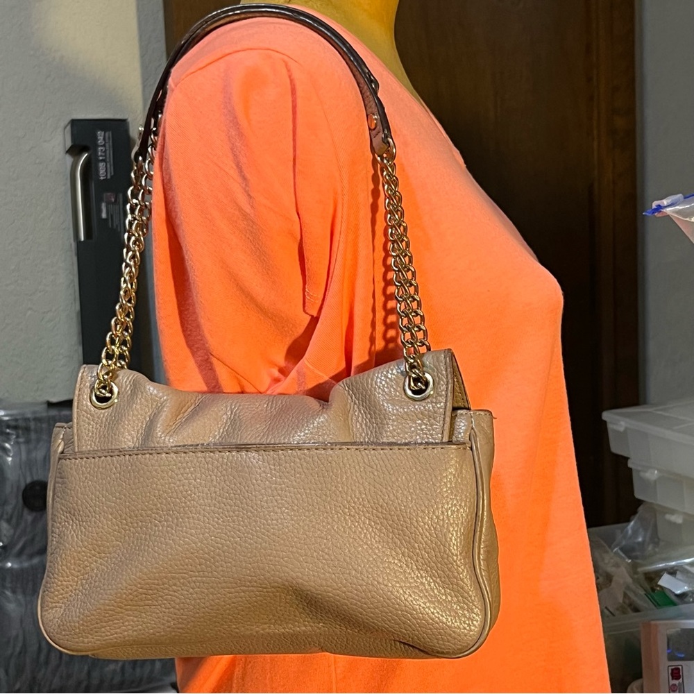 Michael Kors taupe card holder bag - Picture 3 of 8